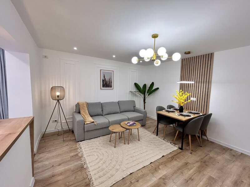 Drumul Taberei, Piata/Parc, proprietar, apartament 2 camere decomandat.